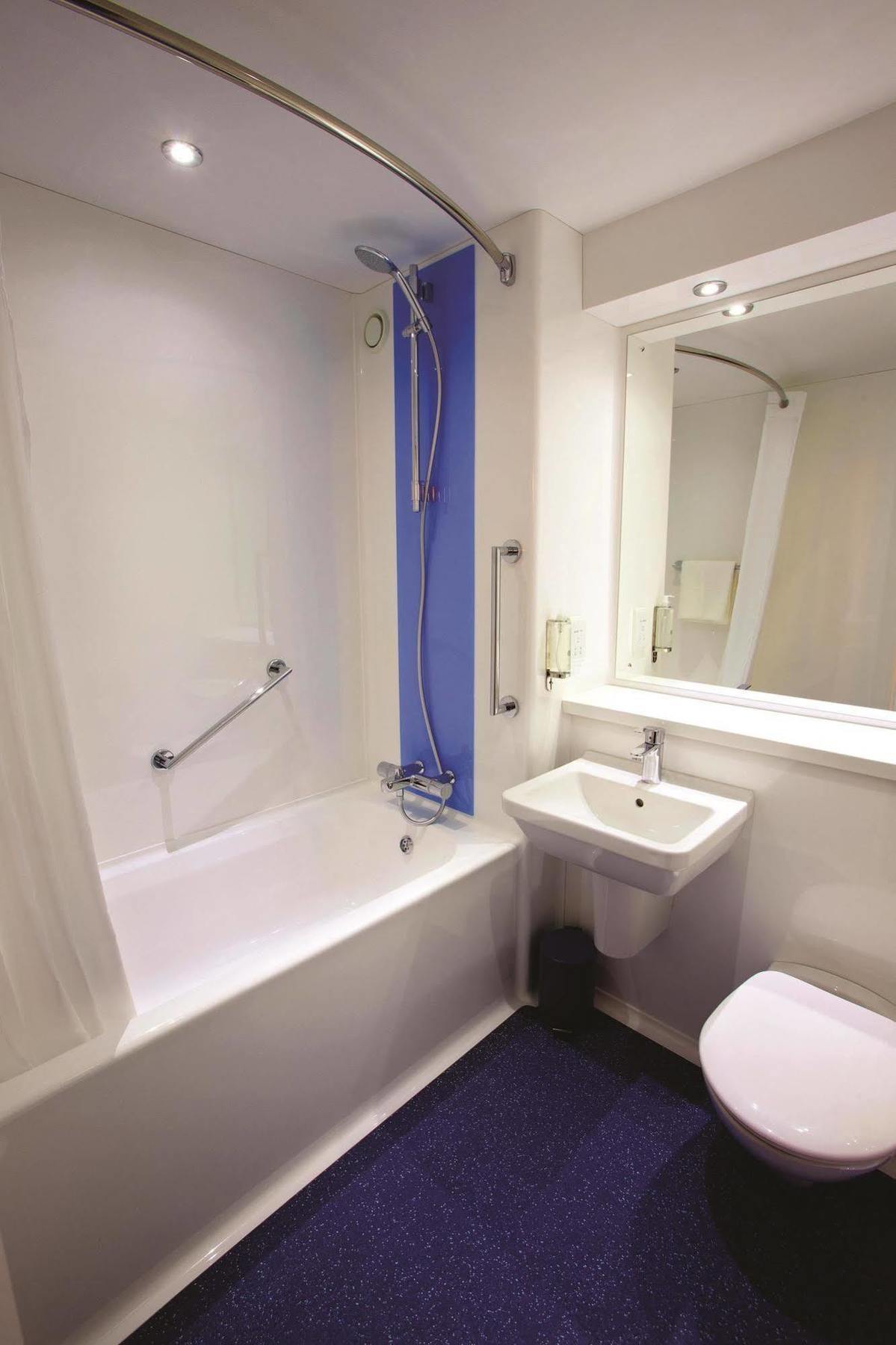 Travelodge Newcastle Central Zewnętrze zdjęcie